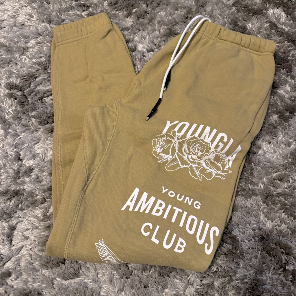 233 THE IMMORTAL JOGGERS